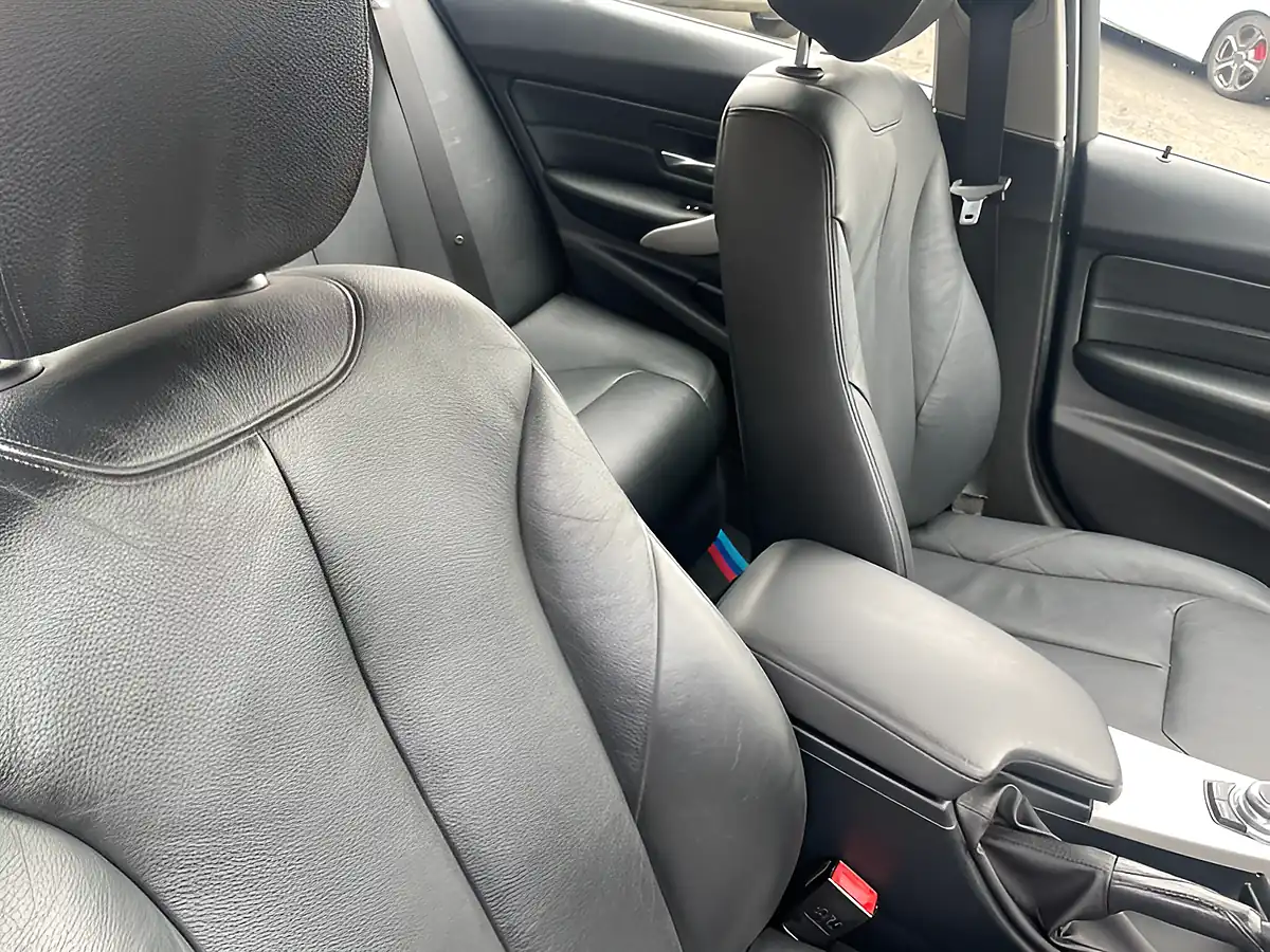 Used 2016 BMW 3 Series Ed Plus Blue - Interior and Exterior details 13