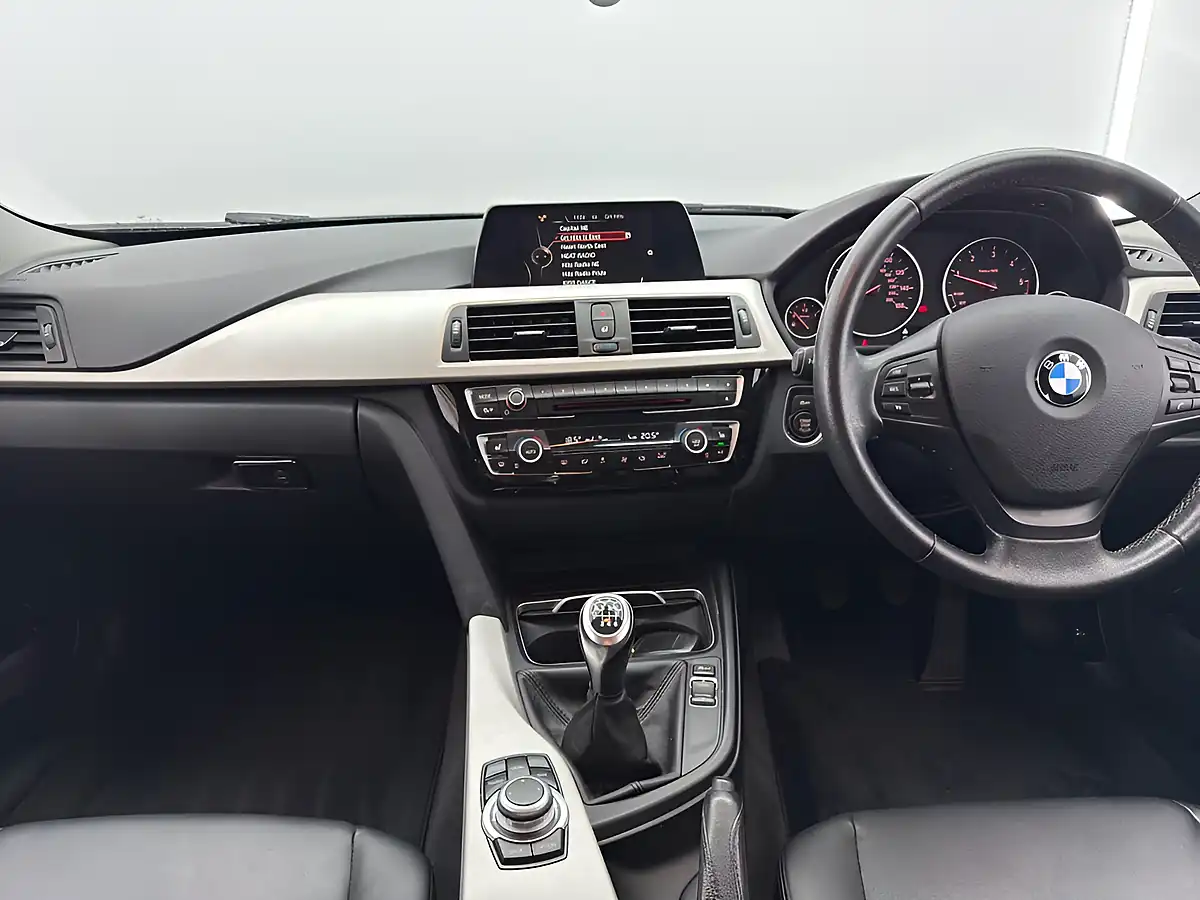 Used 2016 BMW 3 Series Ed Plus Mineral Grey - Interior and Exterior details 15