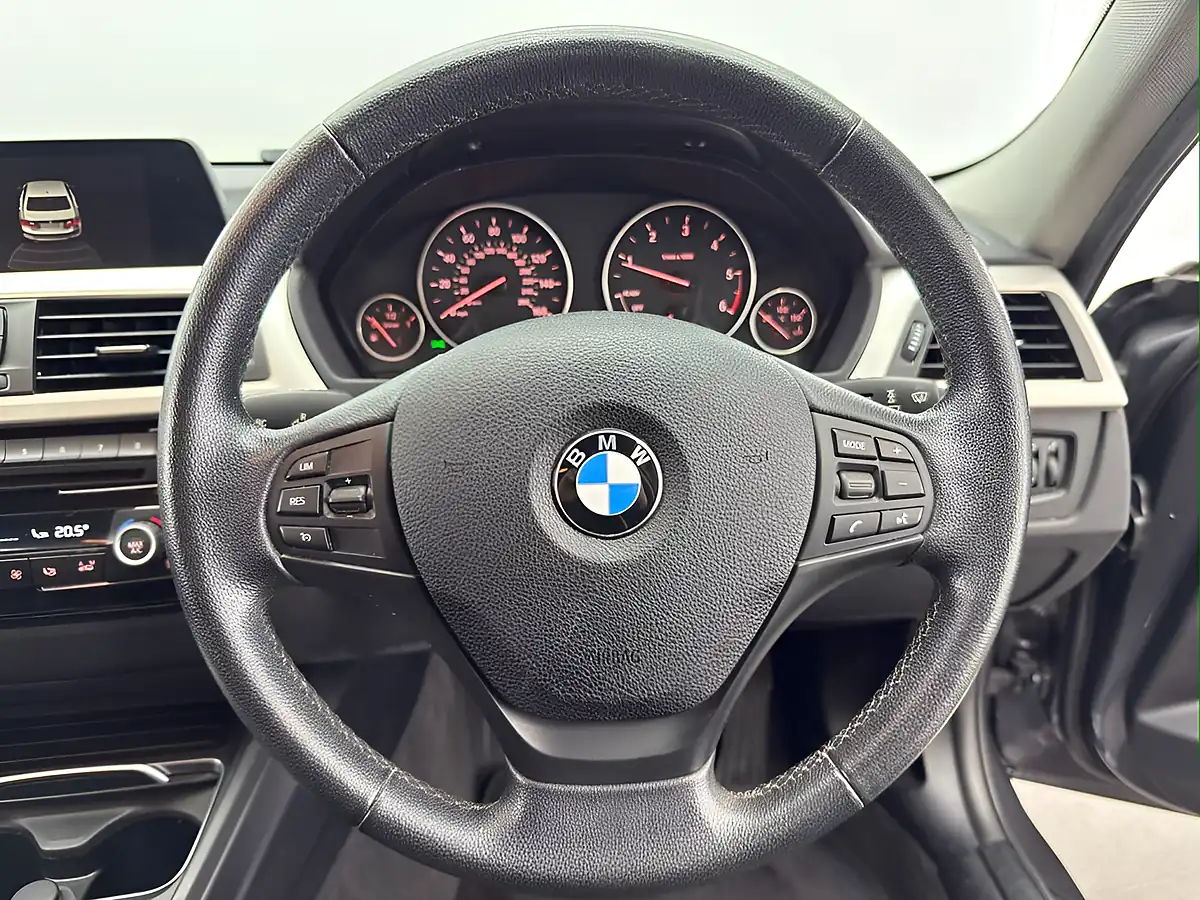 Used 2016 BMW 3 Series Ed Plus Mineral Grey - Interior and Exterior details 18