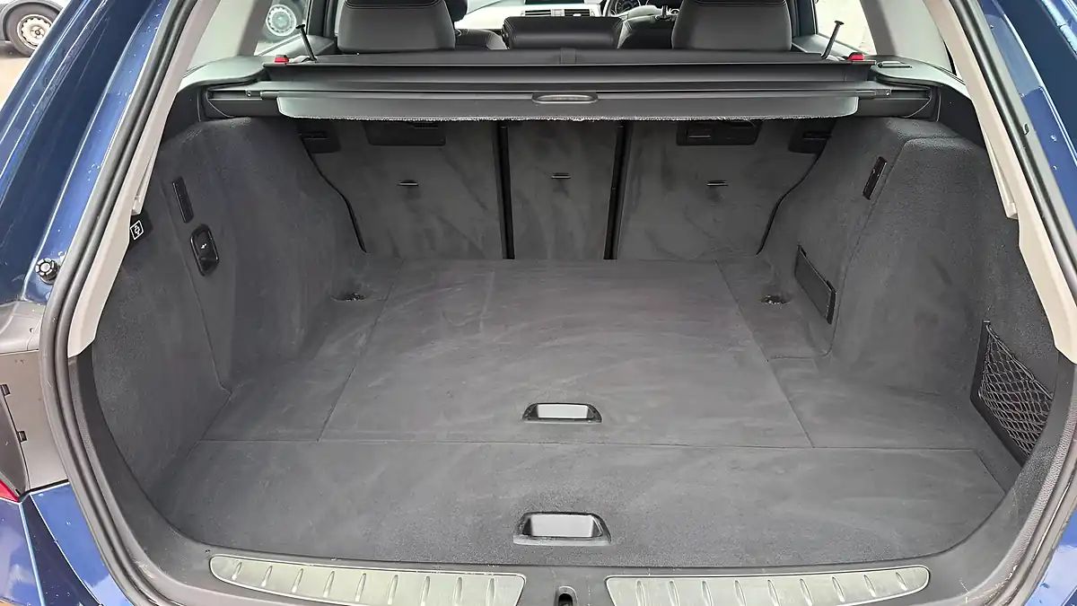 Used 2016 BMW 3 Series Ed Plus Touring Blue - Interior and Exterior details 18