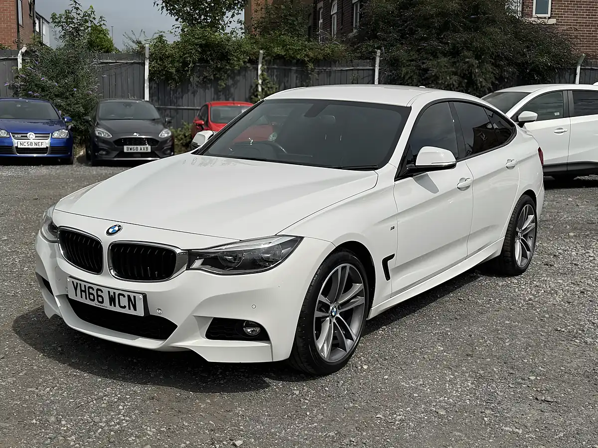 Used 2016 BMW 3 Series Gran Turismo M Sport White - Interior and Exterior details 3