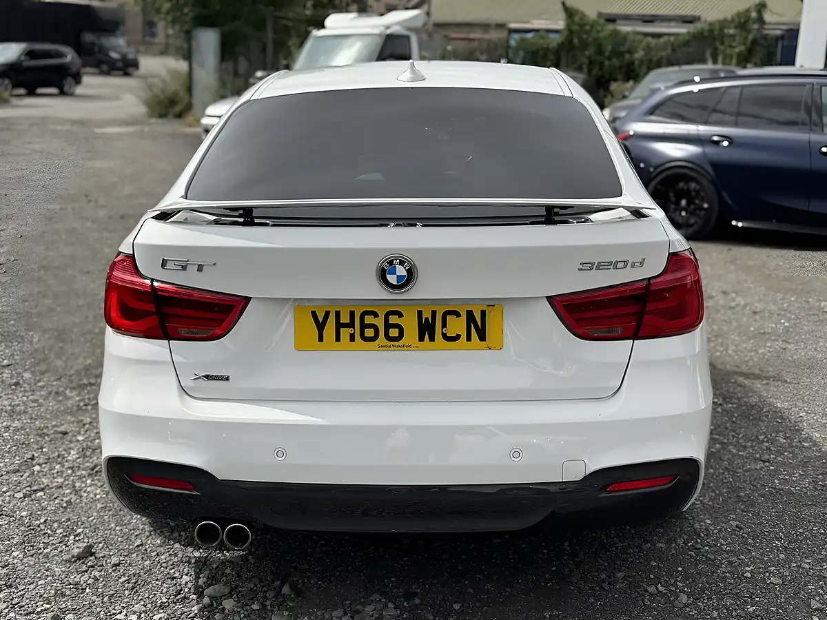 Used 2016 BMW 3 Series Gran Turismo M Sport White - Interior and Exterior details 6
