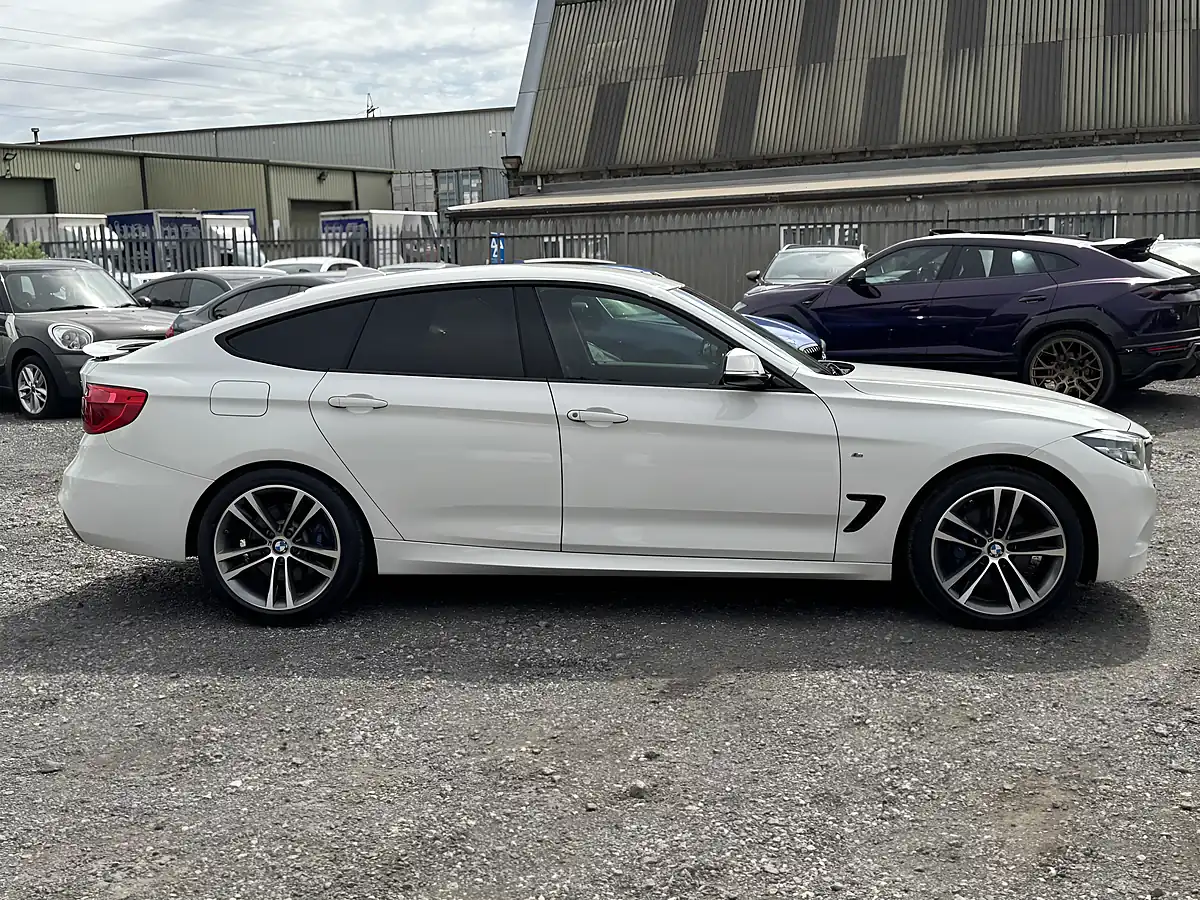 Used 2016 BMW 3 Series Gran Turismo M Sport White - Interior and Exterior details 8