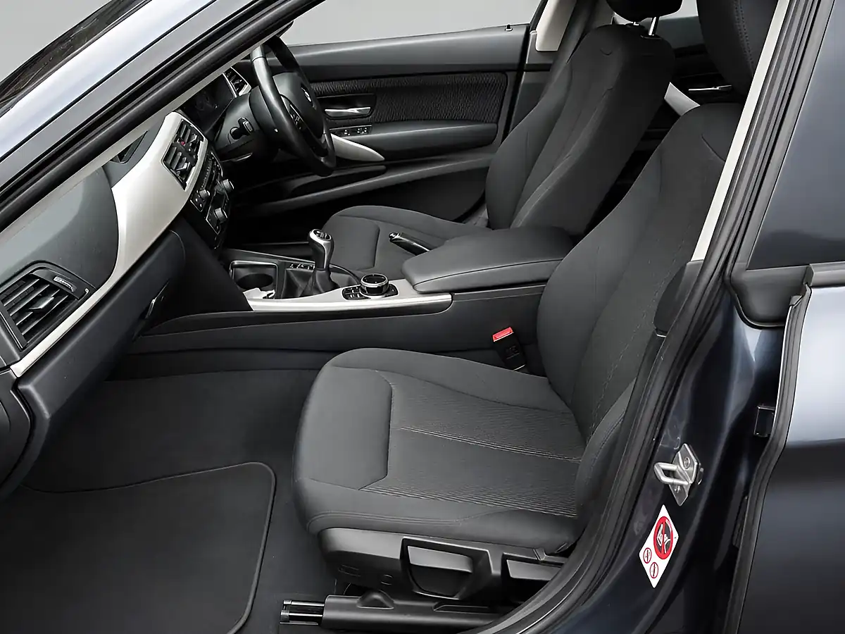 Used 2016 BMW 3 Series Gran Turismo Se Grey - Interior and Exterior details 2