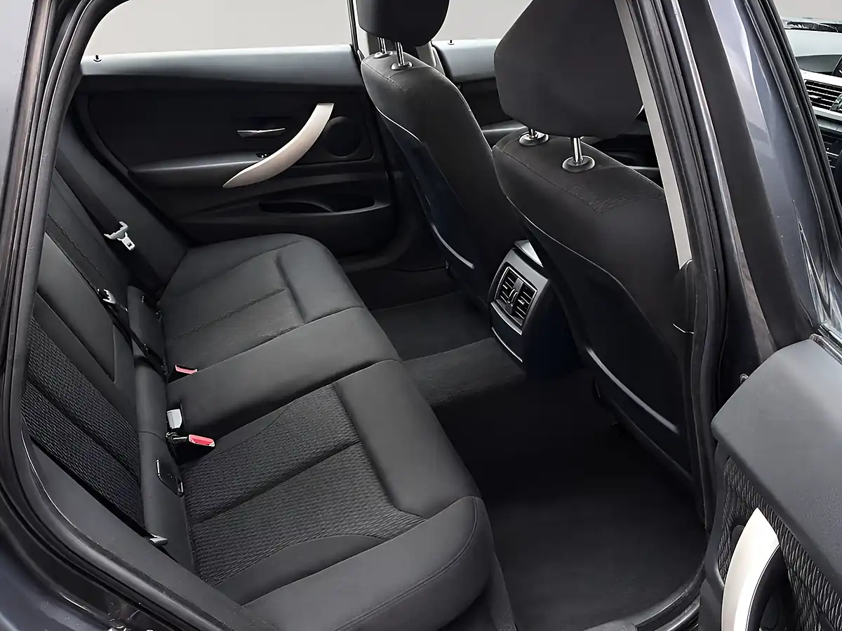 Used 2016 BMW 3 Series Gran Turismo Se Grey - Interior and Exterior details 7