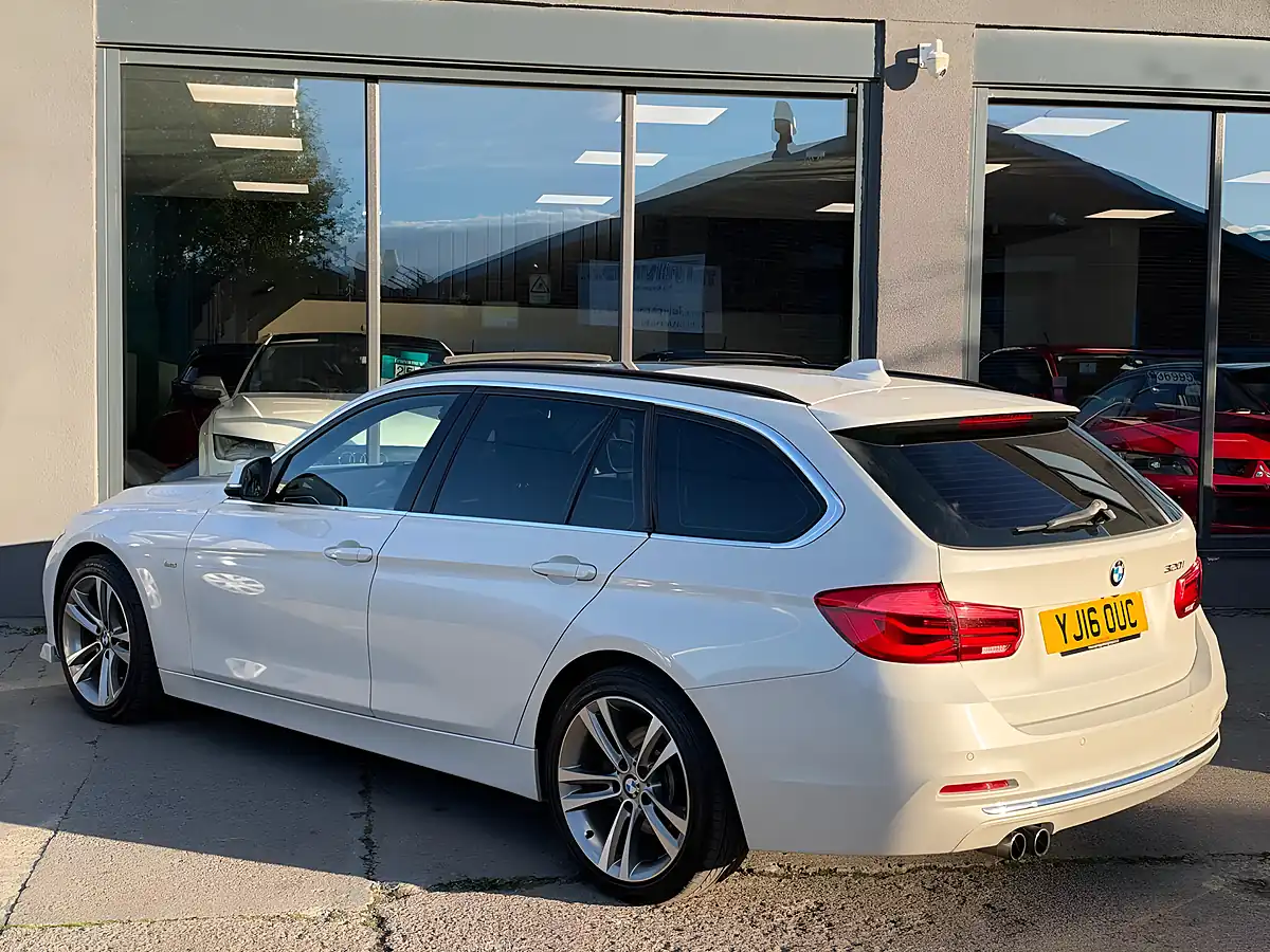 Used 2016 BMW 3 Series Luxury Touring White - Interior and Exterior details 6