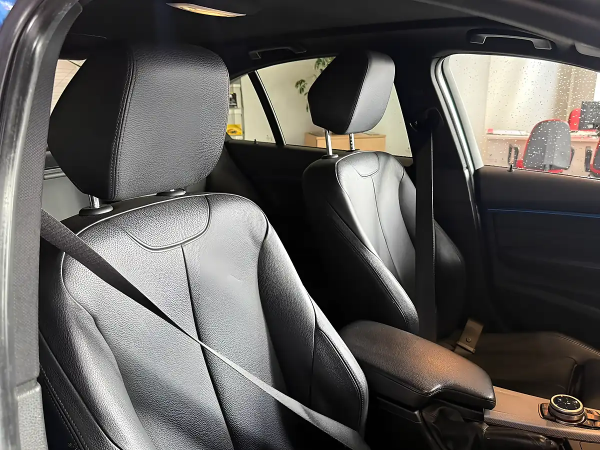 Used 2016 BMW 3 Series M Sport Blue - Interior and Exterior details 14