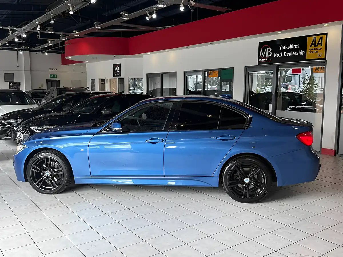 Used 2016 BMW 3 Series M Sport Blue - Interior and Exterior details 5