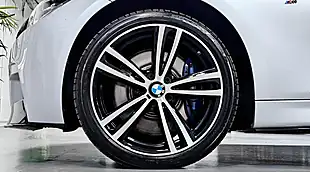 Used 2016 BMW 3 Series M Sport Glacier Silver - Interior and Exterior details 15