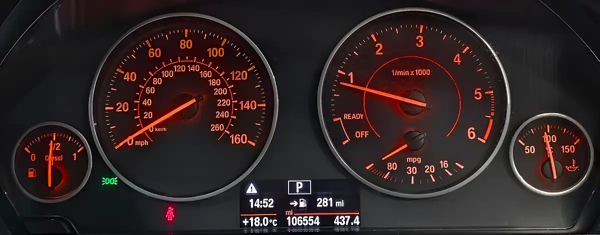 Used 2016 BMW 3 Series M Sport Glacier Silver - Interior and Exterior details 16