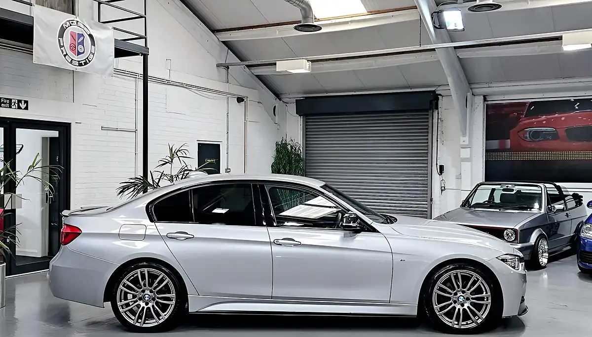 Used 2016 BMW 3 Series M Sport Glacier Silver - Interior and Exterior details 5