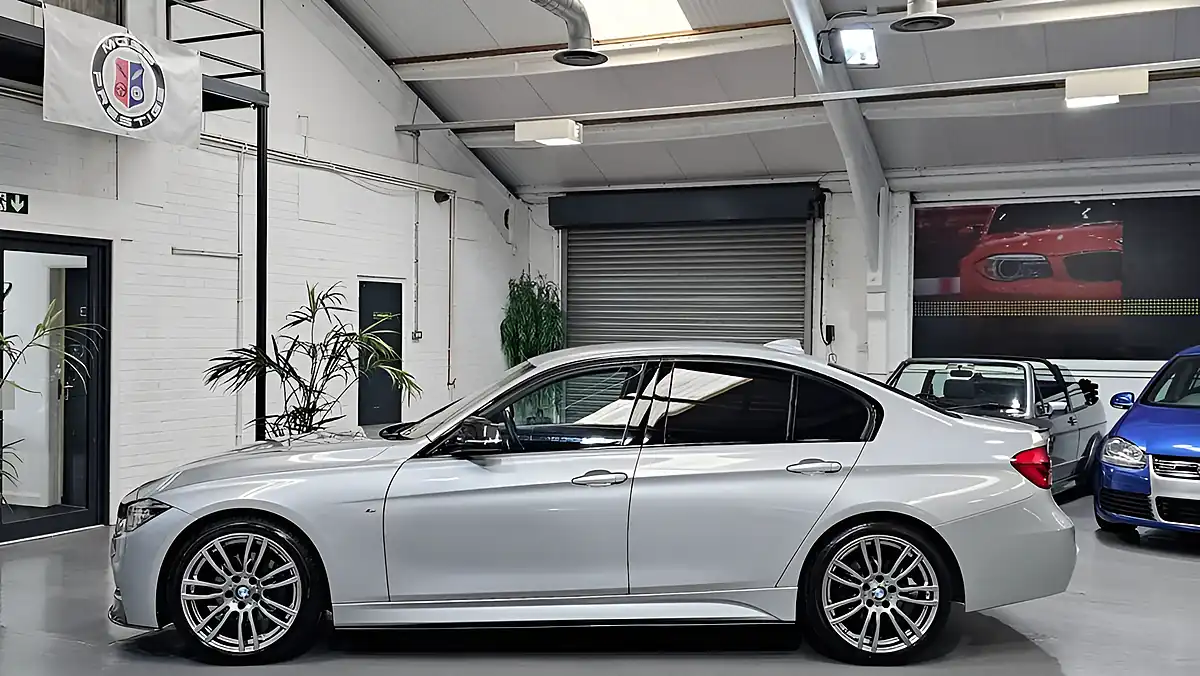 Used 2016 BMW 3 Series M Sport Glacier Silver - Interior and Exterior details 6