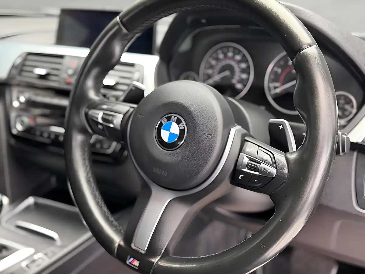 Used 2016 BMW 3 Series M Sport Grey - Interior and Exterior details 14