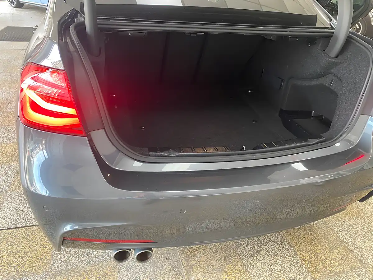 Used 2016 BMW 3 Series M Sport Grey - Interior and Exterior details 20