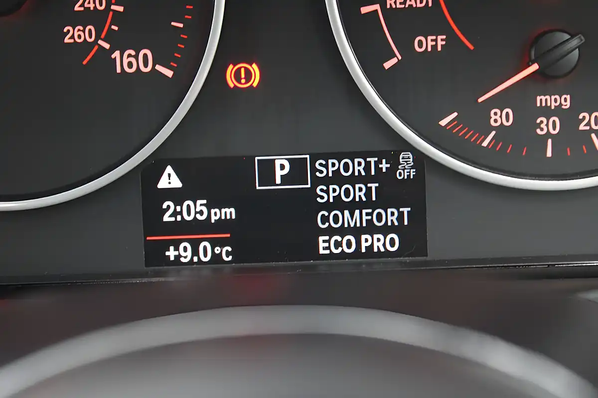 Used 2016 BMW 3 Series M Sport Grey - Interior and Exterior details 14