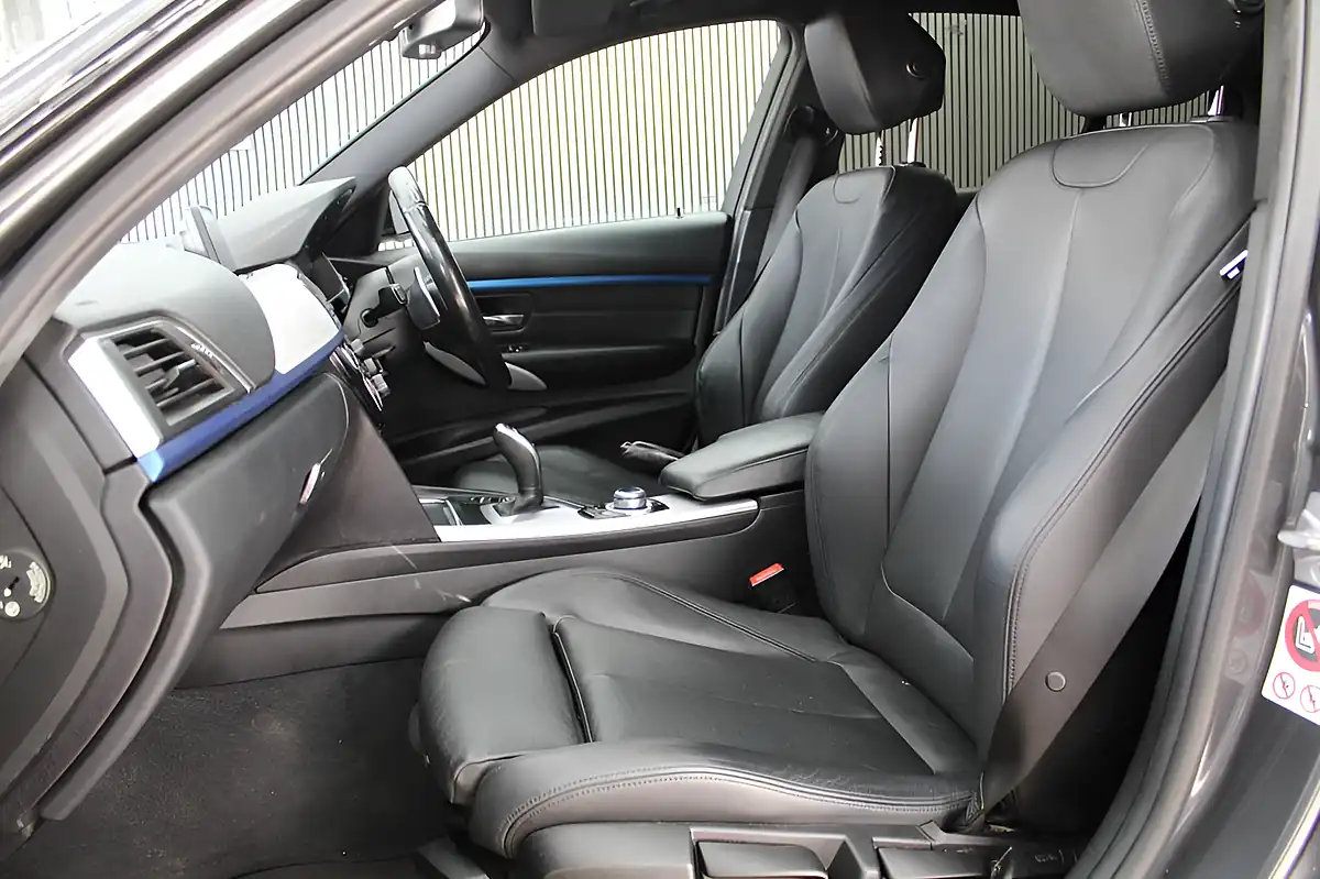Used 2016 BMW 3 Series M Sport Grey - Interior and Exterior details 16