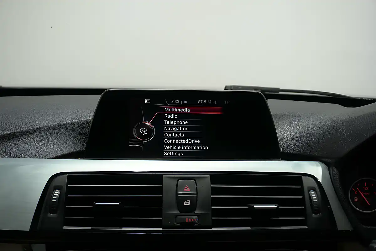 Used 2016 BMW 3 Series M Sport Mineral Grey - Interior and Exterior details 17