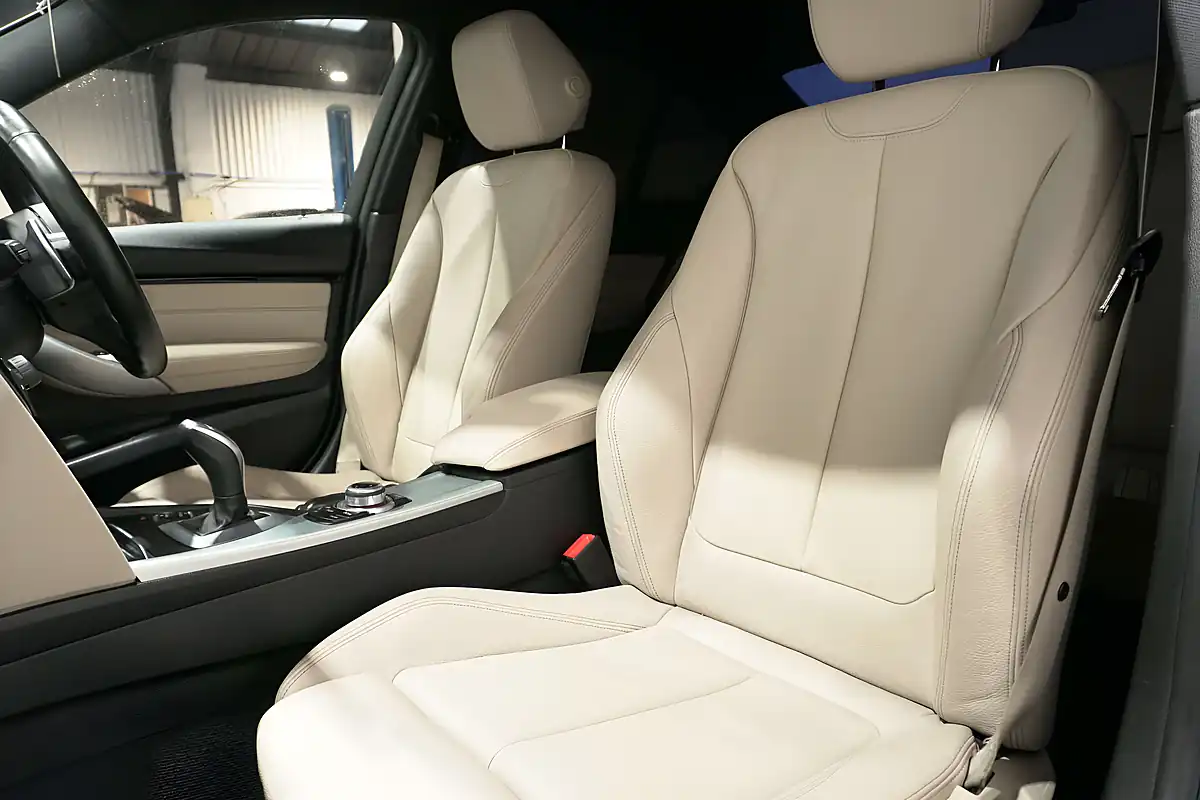 Used 2016 BMW 3 Series M Sport Mineral Grey - Interior and Exterior details 8