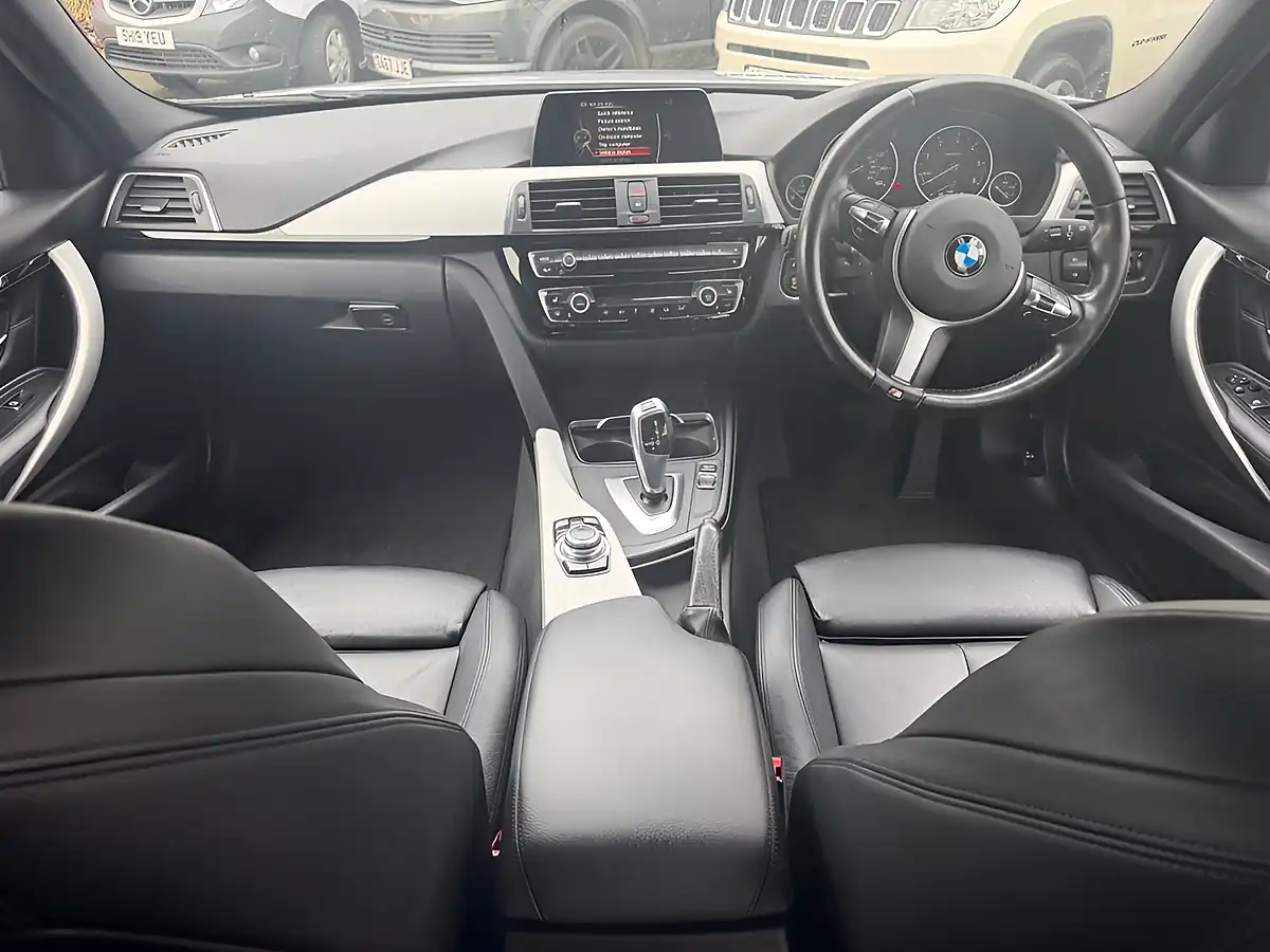 Used 2016 BMW 3 Series M Sport Silver - Interior and Exterior details 17