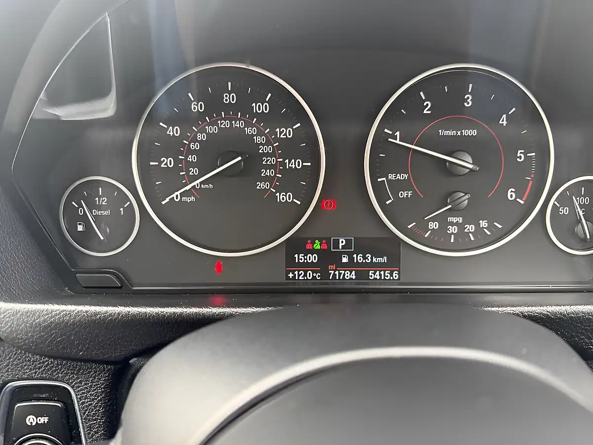 Used 2016 BMW 3 Series M Sport Silver - Interior and Exterior details 19