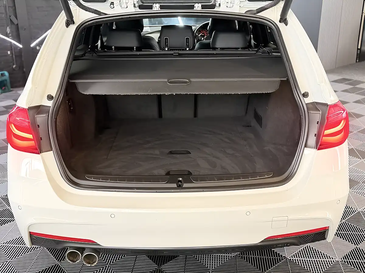 Used 2016 BMW 3 Series M Sport Touring Alpine White - Interior and Exterior details 17