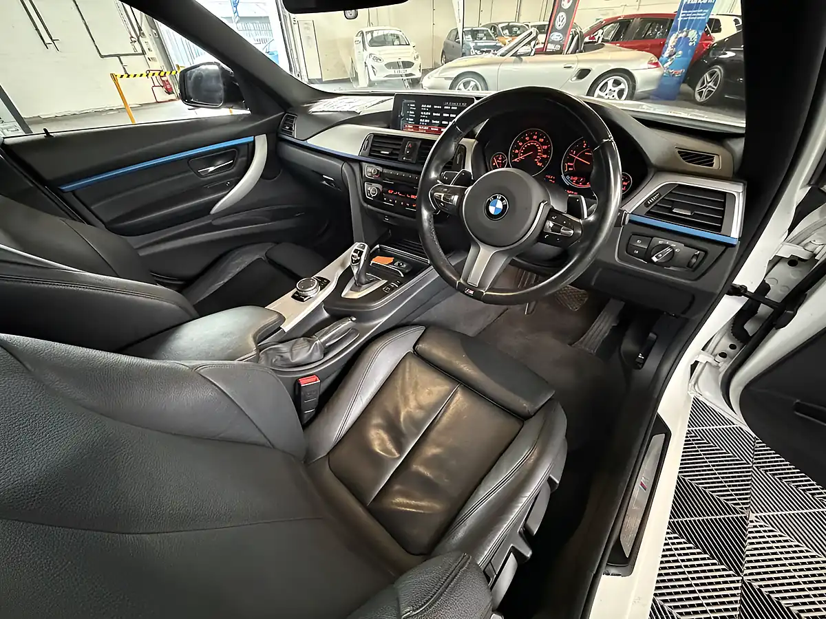 Used 2016 BMW 3 Series M Sport Touring Alpine White - Interior and Exterior details 6