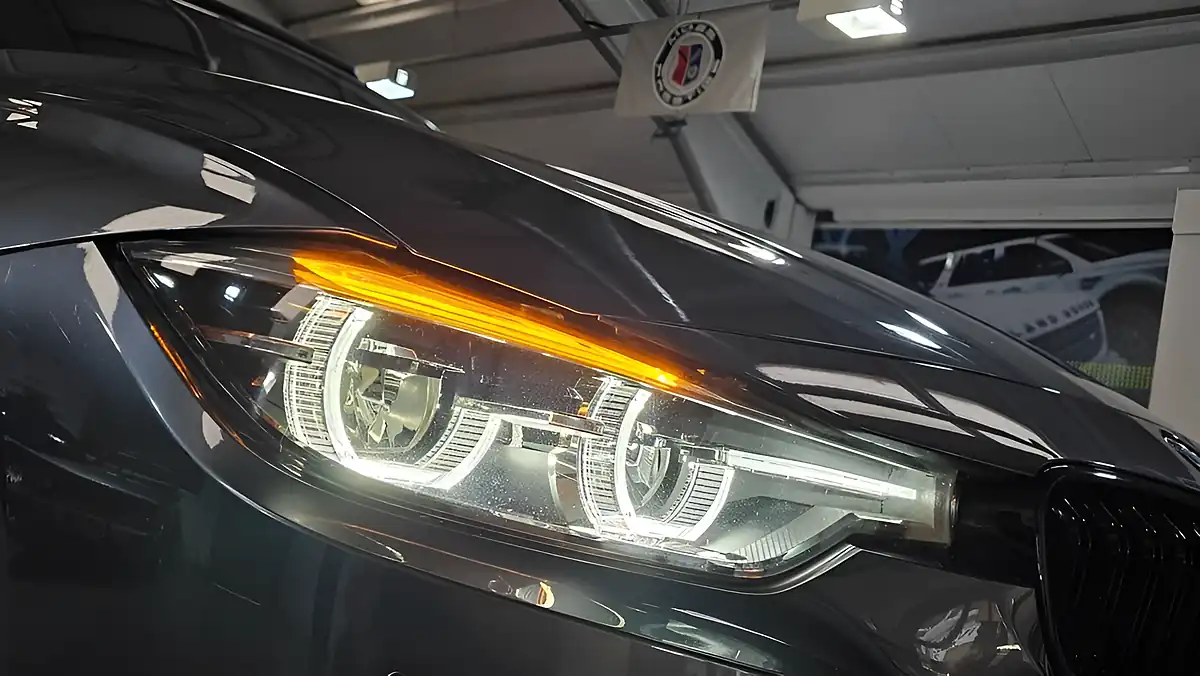 Used 2016 BMW 3 Series M Sport Touring Mineral Grey - Interior and Exterior details 16