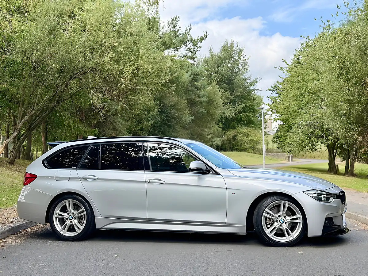 Used 2016 BMW 3 Series M Sport Touring Silver - Front View