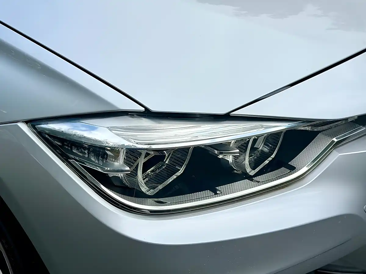 Used 2016 BMW 3 Series M Sport Touring Silver - Interior and Exterior details 16
