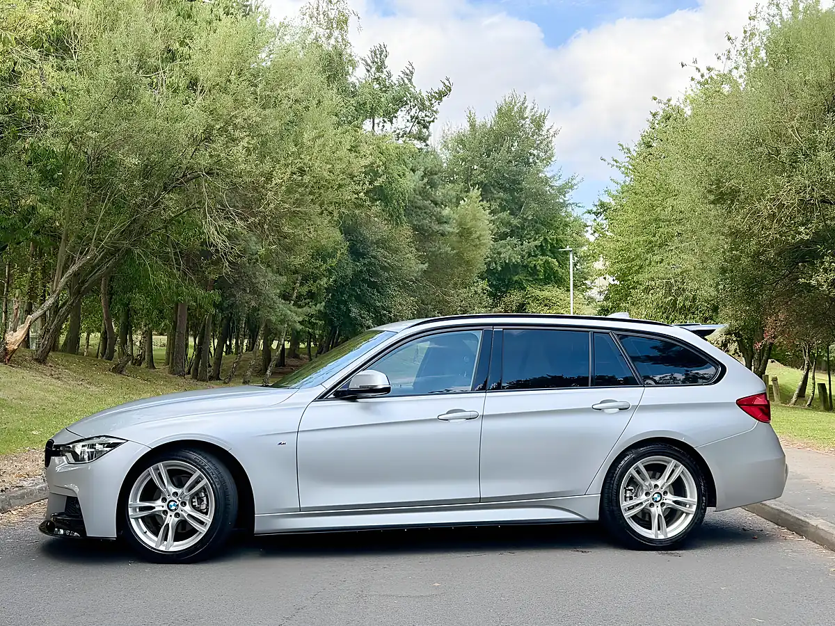 Used 2016 BMW 3 Series M Sport Touring Silver - Interior and Exterior details 4