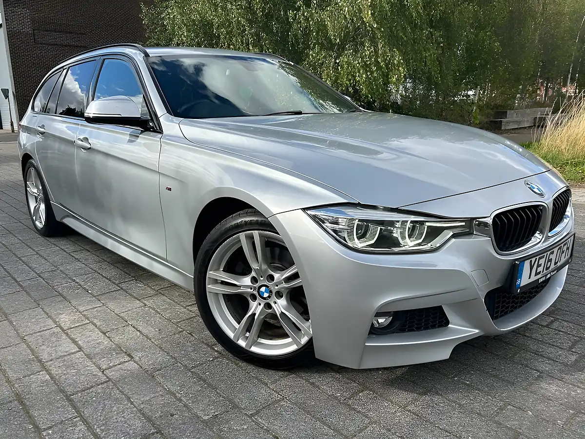 Used 2016 BMW 3 Series M Sport Touring Silver - Front View