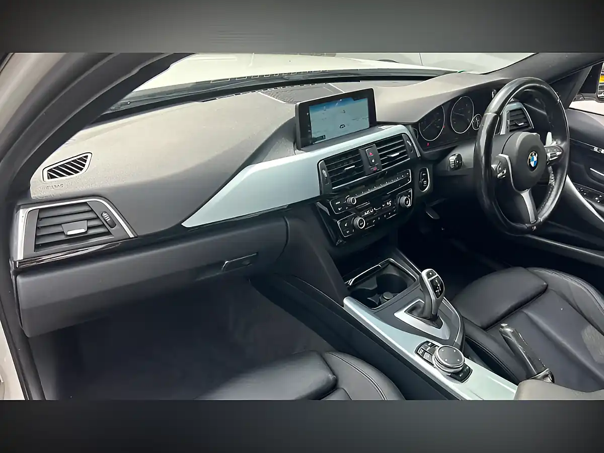 Used 2016 BMW 3 Series M Sport White - Interior and Exterior details 10