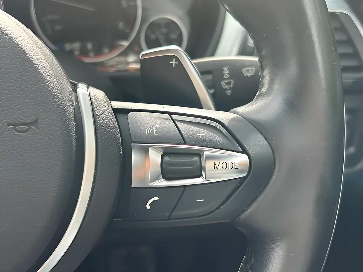 Used 2016 BMW 3 Series M Sport White - Interior and Exterior details 15