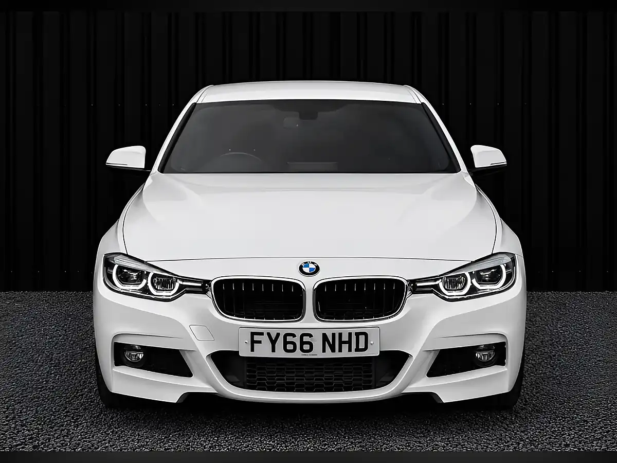 Used 2016 BMW 3 Series M Sport White - Interior and Exterior details 5