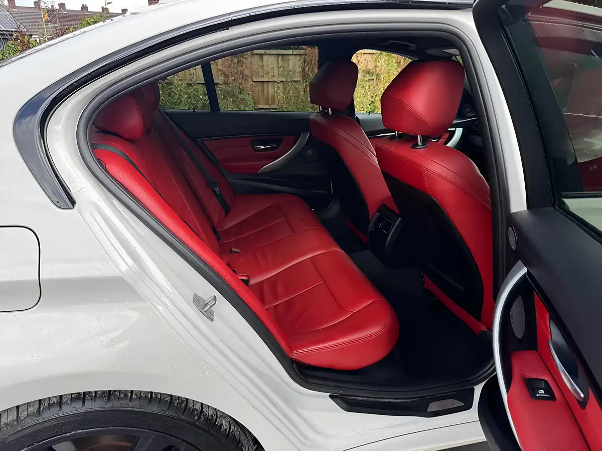 Used 2016 BMW 3 Series M Sport White - Interior and Exterior details 11
