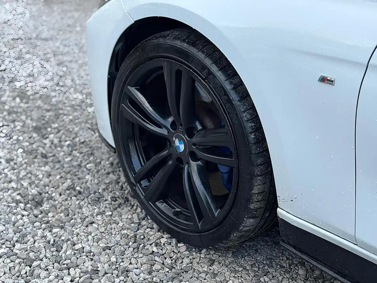 Used 2016 BMW 3 Series M Sport White - Interior and Exterior details 19