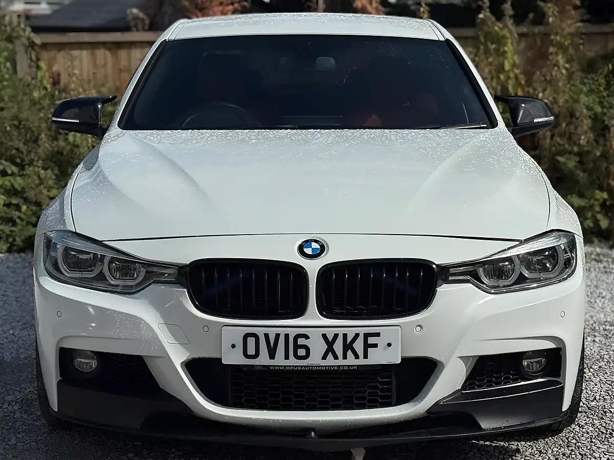 Used 2016 BMW 3 Series M Sport White - Interior and Exterior details 5