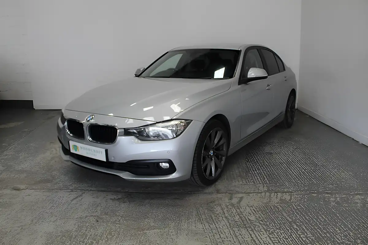 Used 2016 BMW 3 Series Se Silver - Interior and Exterior details 2