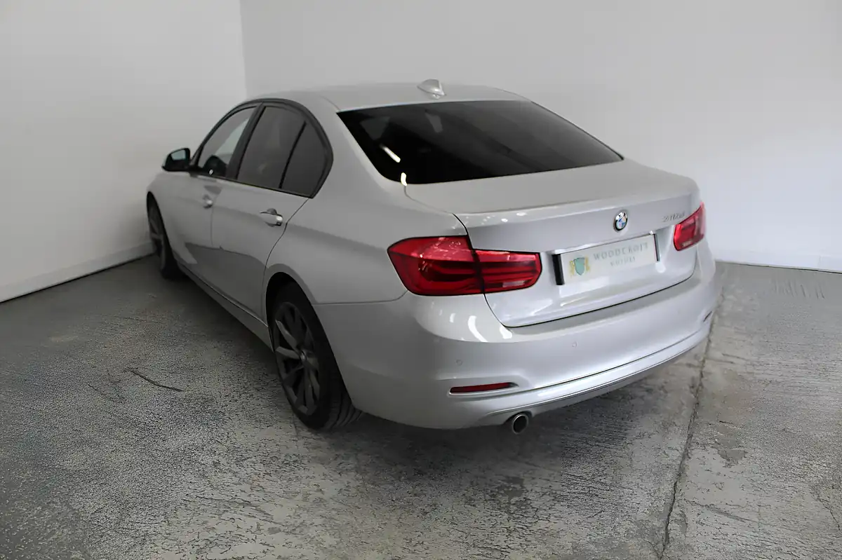 Used 2016 BMW 3 Series Se Silver - Interior and Exterior details 6