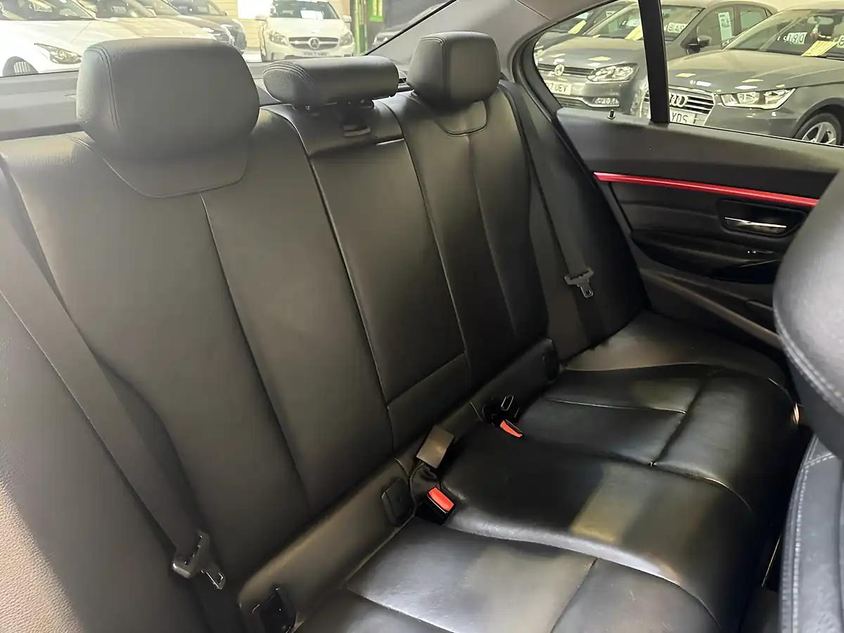 Used 2016 BMW 3 Series Sport Blue - Interior and Exterior details 11