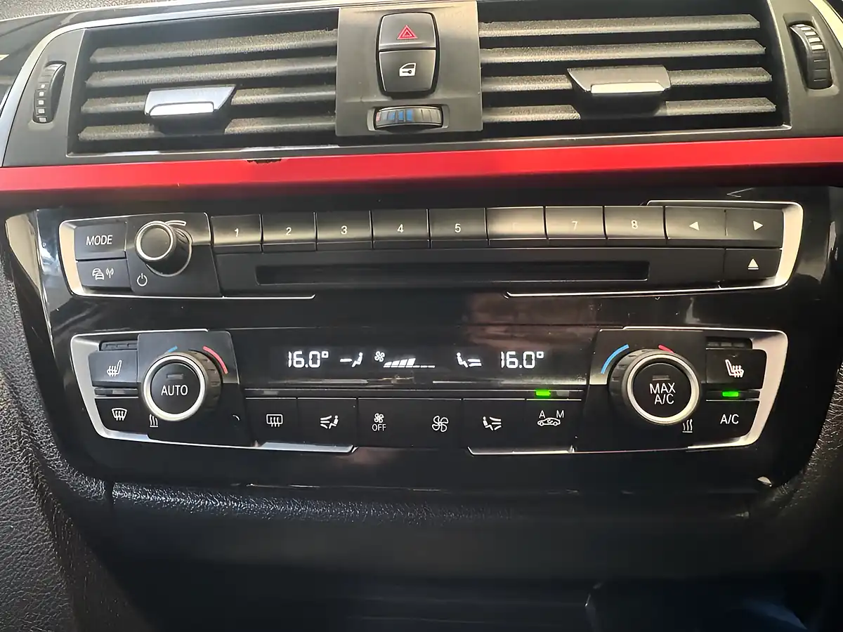 Used 2016 BMW 3 Series Sport Blue - Interior and Exterior details 19