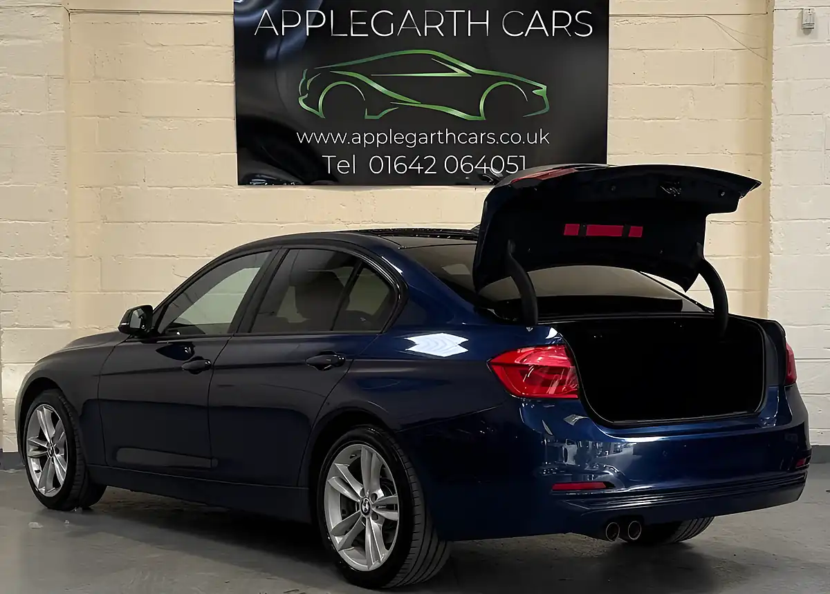 Used 2016 BMW 3 Series Sport Blue - Interior and Exterior details 8