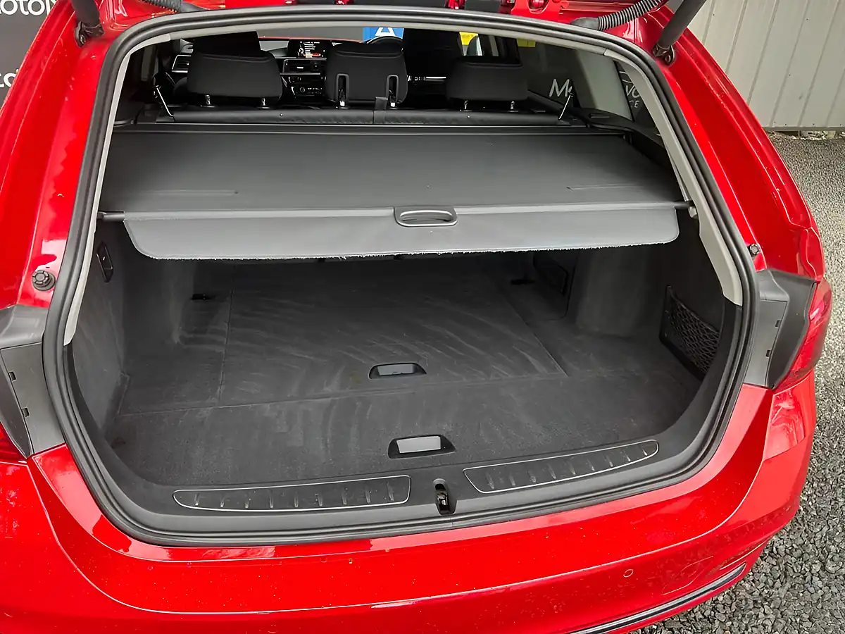 Used 2016 BMW 3 Series Sport Touring Red - Interior and Exterior details 10