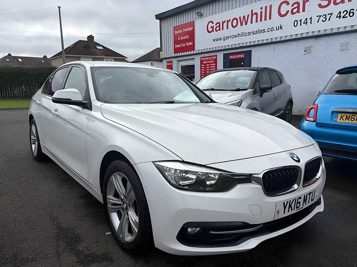 Used 2016 BMW 3 Series Sport White - Interior and Exterior details 3