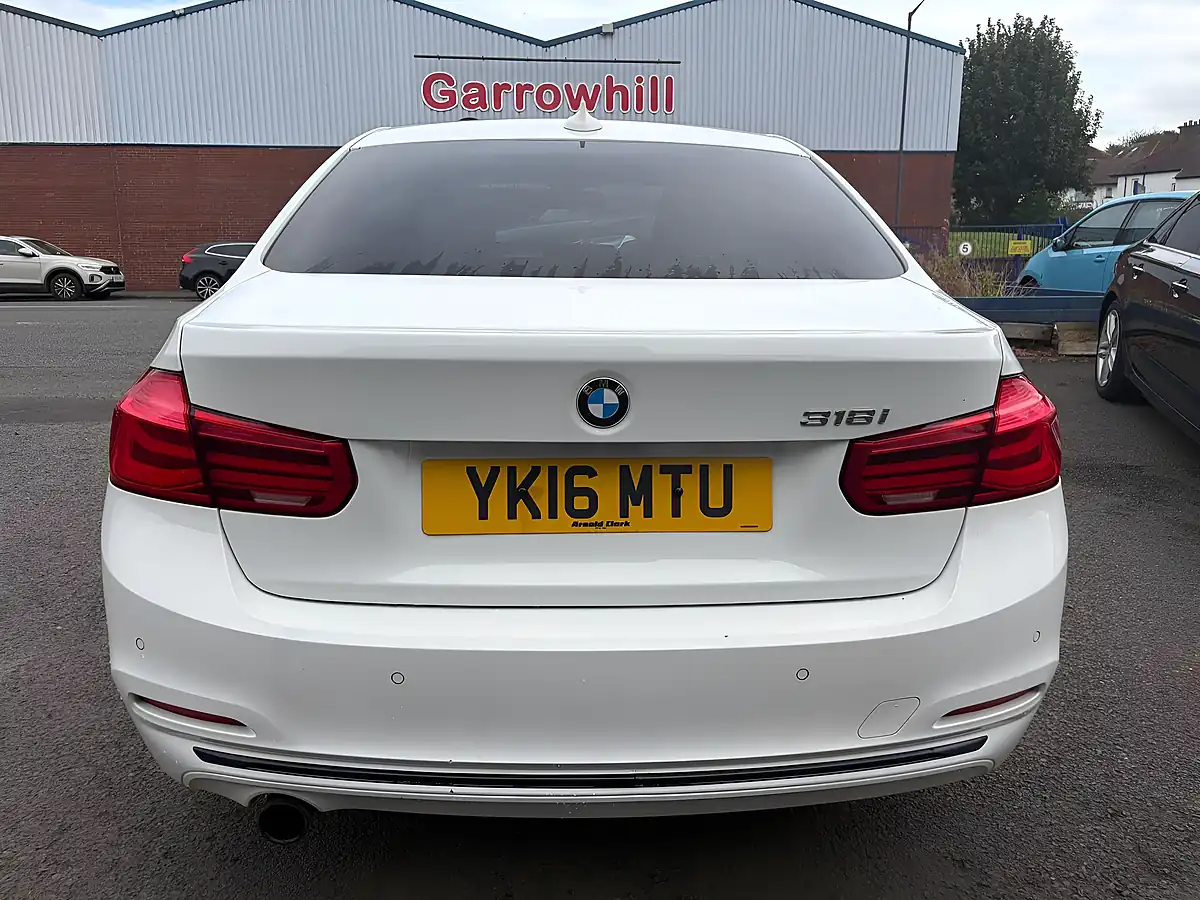 Used 2016 BMW 3 Series Sport White - Interior and Exterior details 5