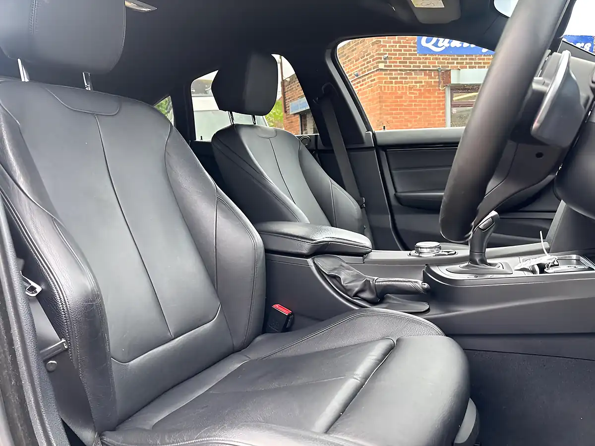 Used 2016 BMW 4 Series Gran Coupe M Sport Black - Interior and Exterior details 11