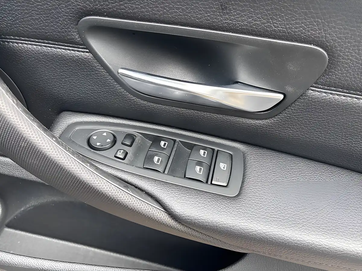 Used 2016 BMW 4 Series Gran Coupe M Sport Black - Interior and Exterior details 15