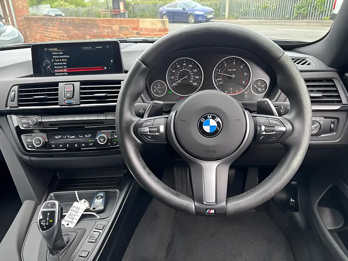 Used 2016 BMW 4 Series Gran Coupe M Sport Black - Interior and Exterior details 18