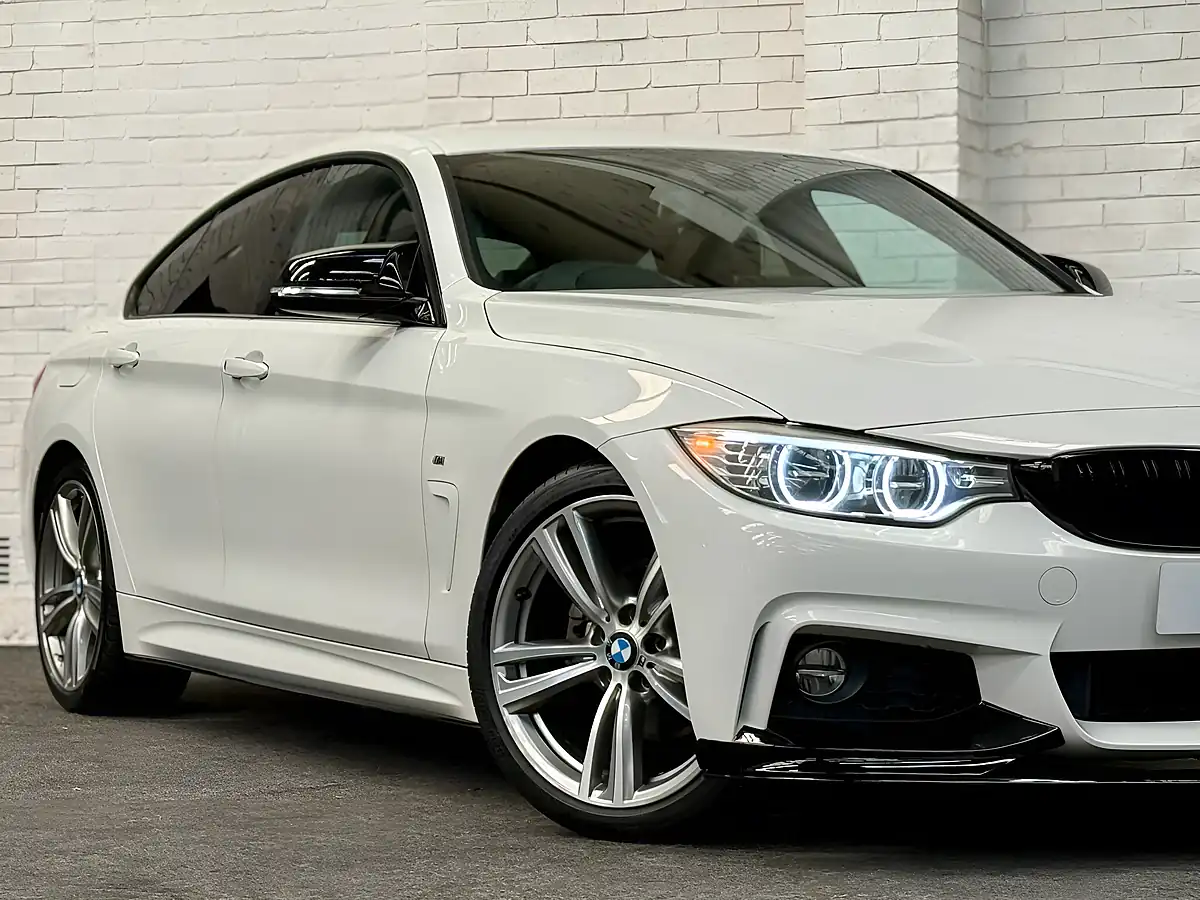 Used 2016 BMW 4 Series Gran Coupe M Sport White - Interior and Exterior details 17