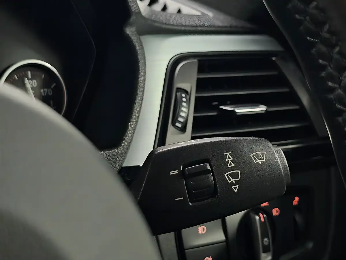 Used 2016 BMW 4 Series Gran Coupe Mineral Grey - Interior and Exterior details 14